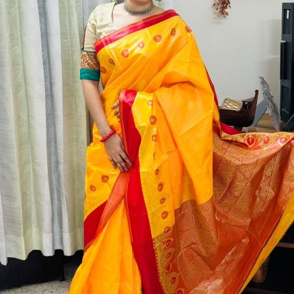 সিল্ক কাতান শাড়ি